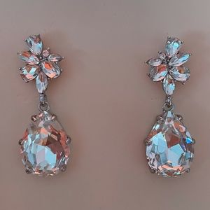 Olive and Piper drop earrings